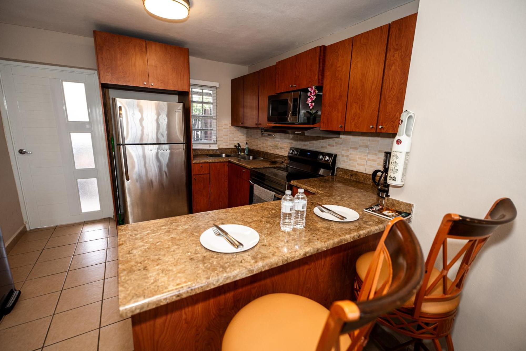 Private Jacuzzi Oasis With Mountain Views And Free Parking Ponce Exterior foto